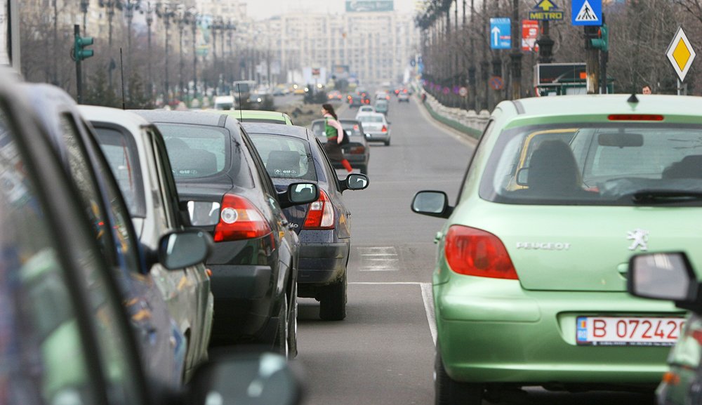 Noua formă a taxei auto intră în vigoare în 2013 89261