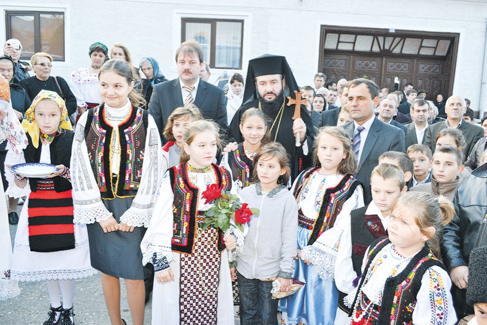 Trei altare au primit pecetea Harului în Mitropolia Banatului 89264