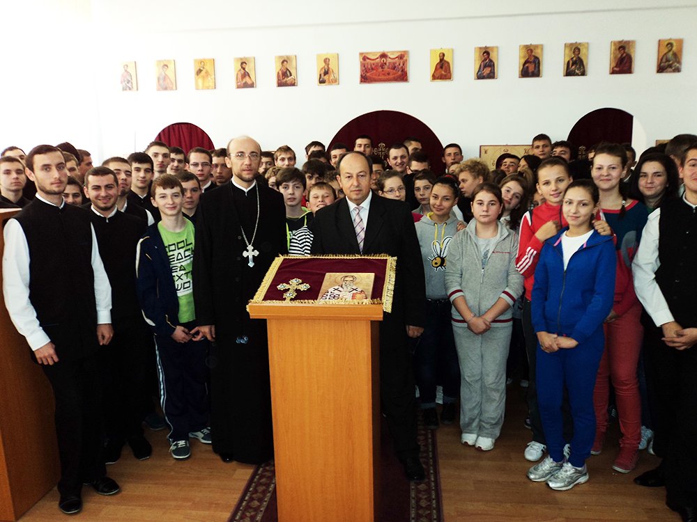 Hramul liceului ortodox din Oradea 89312