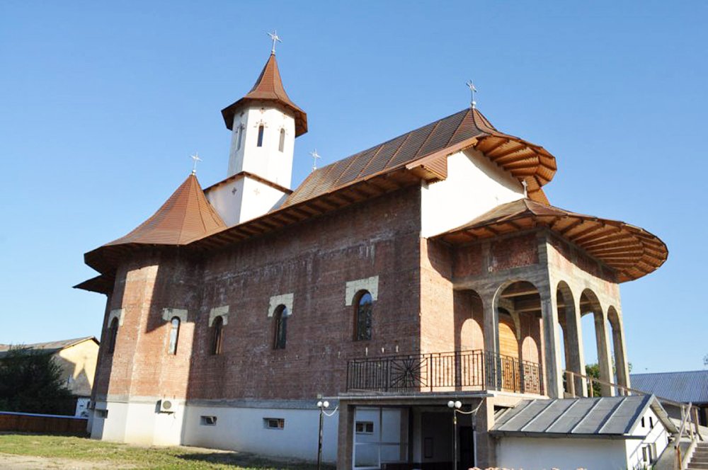 Sub mantia ocrotitoare a Cuviosului Dimitrie 89349