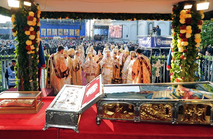 Un hram care a întărit speranţa vindecării 89378