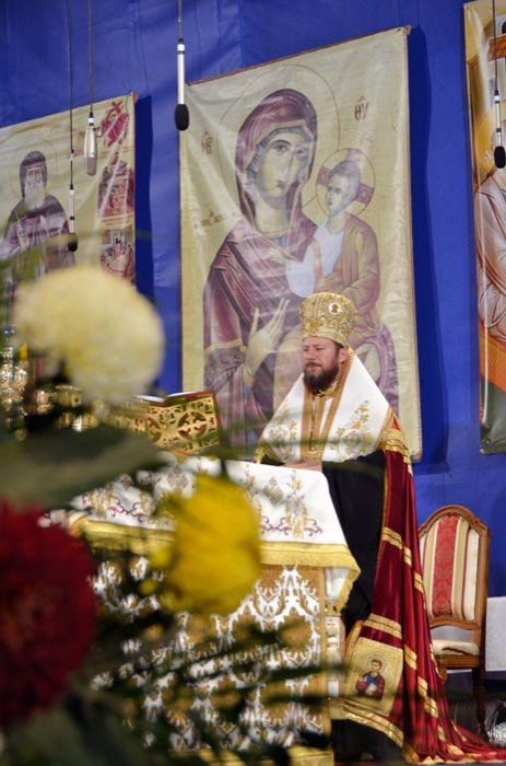 „Prin slujbele dedicate hramului ne-am apropiat de aceşti cetăţeni ai Raiului“ 89413