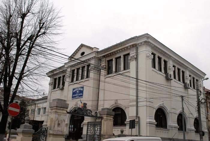 Lansare de carte la Biblioteca „Aman” din Craiova 89449