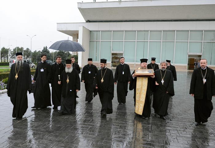 Sfântul Ierarh Nectarie s-a întors acasă 89432