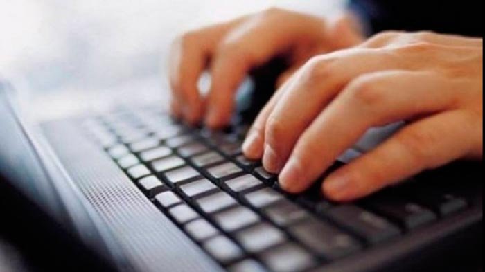 Eticheta în discuţiile pe internet 89481