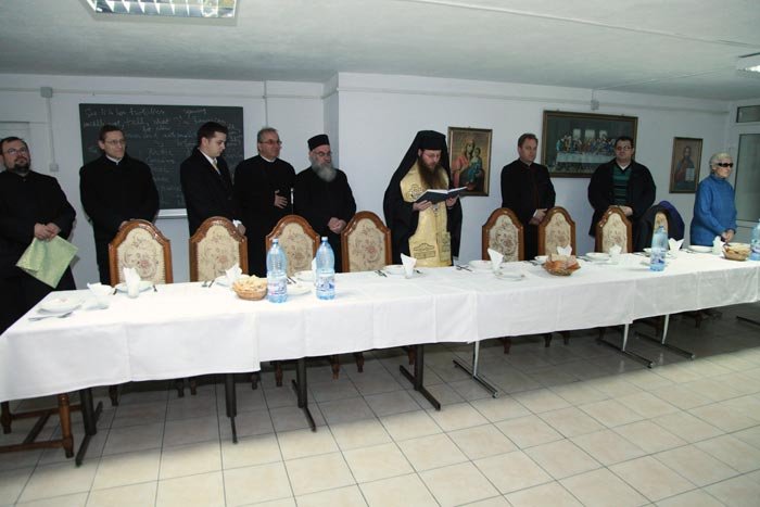 Hrană pentru nevoiaşii din Sibiu 89505