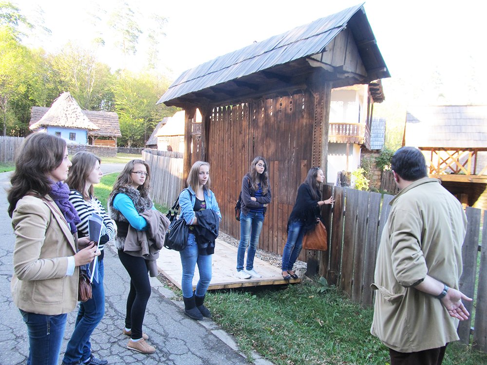 Copiii ardeleni învaţă „Jocul de acasă“ 89529