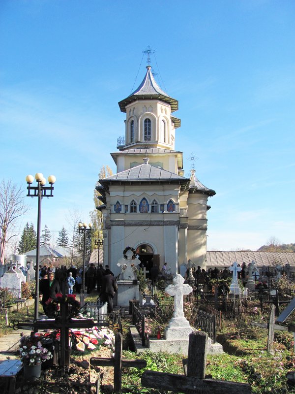 Resfinţiri de biserici în protopopiatele Fălticeni şi Buhuşi 89536