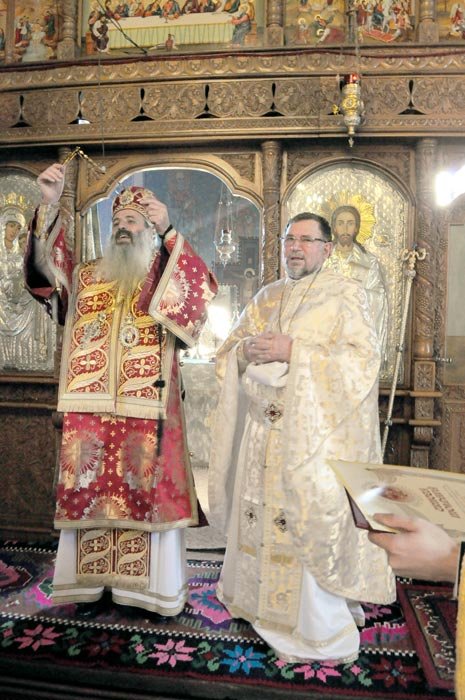 A fost sfinţit aşezământul social din parohia „Naşterea Maicii Domnului“ - Ceahlău 89685