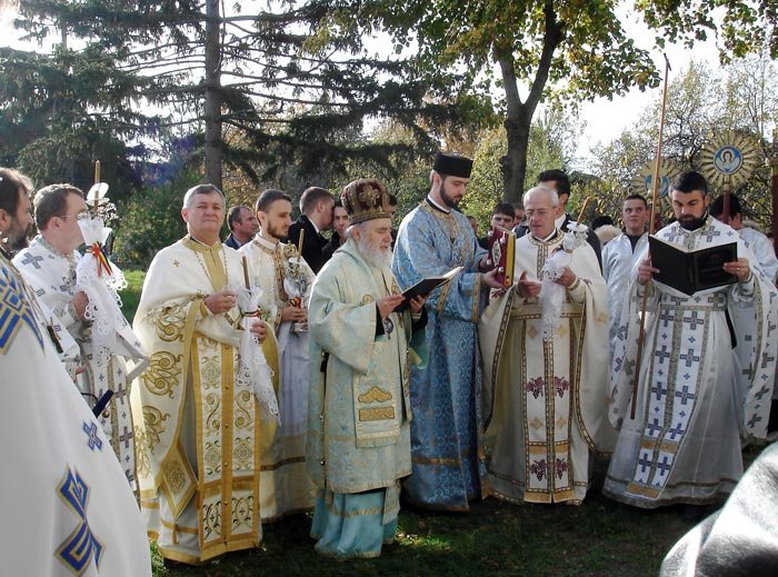 Binecuvântări arhiereşti în Mitropolia Banatului 89680