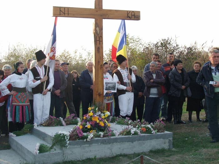 Vizită frăţească la românii din Rusko Selo 89701