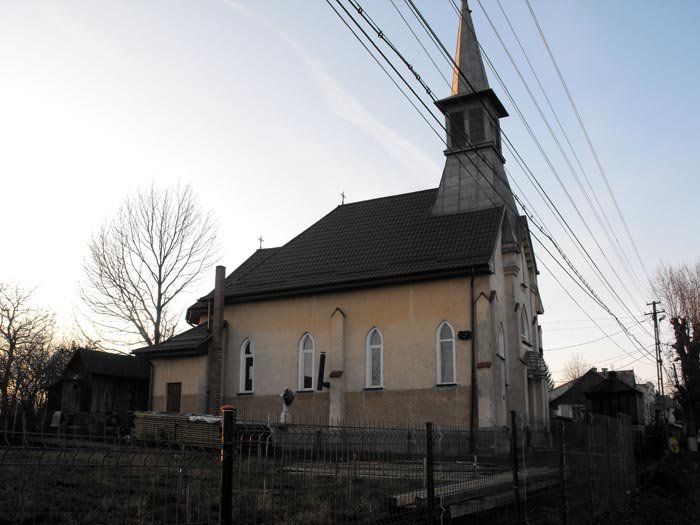 Lucrări de reparaţii la Biserica „Sfinţii Împăraţi Constantin şi Elena“ din Siret 89763