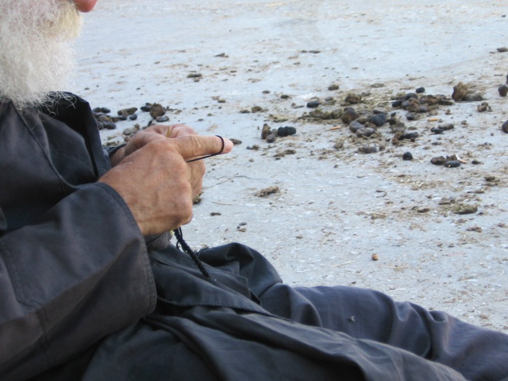 Cel ce ai mulţime de îndurări şi putere nebiruită, miluieşte-ne! 89183