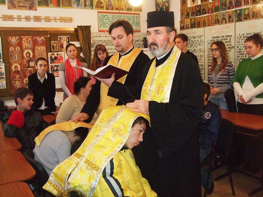 „Copil ca tine sunt şi eu“ a debutat la Botoşani 89144