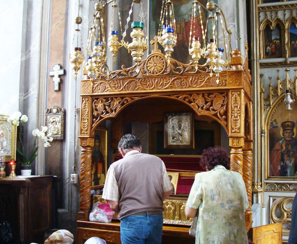 Hram şi pelerinaj la Mănăstirea Bistriţa, Vâlcea 89161