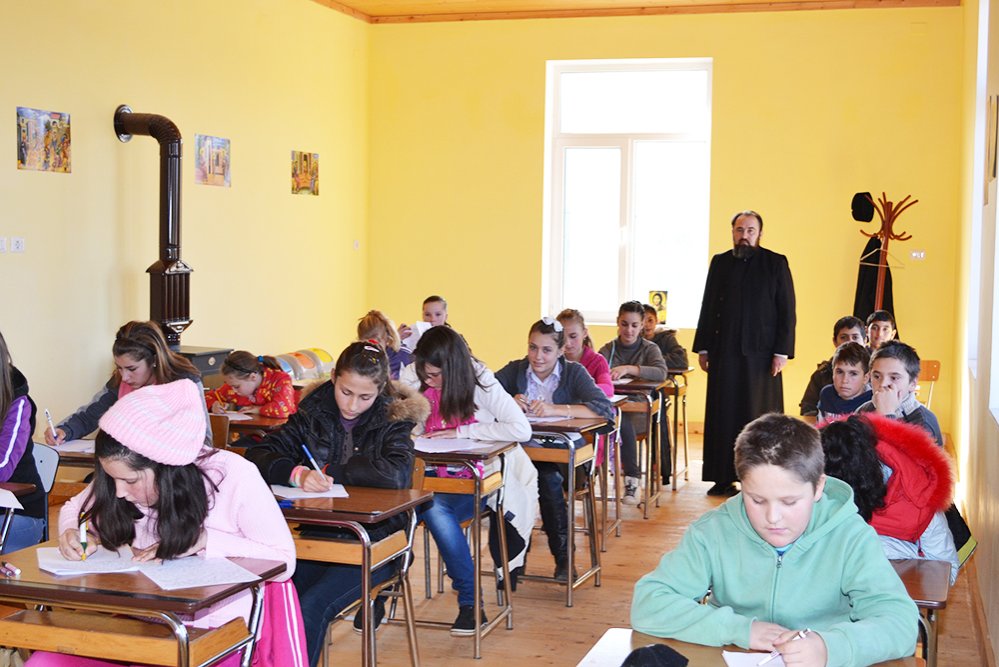 Proiectul „Tineri în Biserică“ a ajuns la Anina 89146