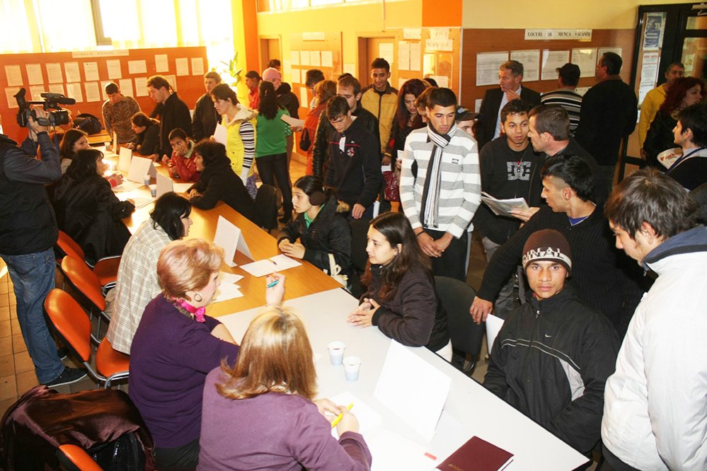 Bursa locurilor de muncă pentru oamenii străzii din Piteşti 89063