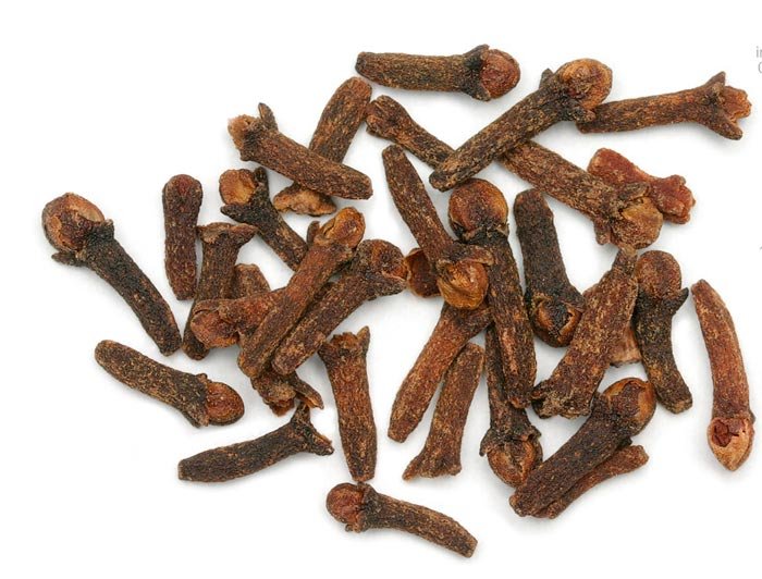 „Medicamente“ de sezon: cuişoarele şi scorţişoara 89127