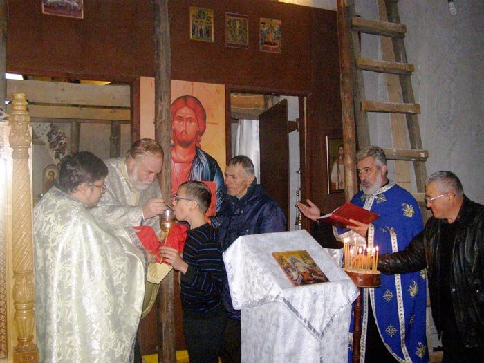 Rugăciuni şi binecuvântări pentru credincioşii din Iveşti, Galaţi 89122