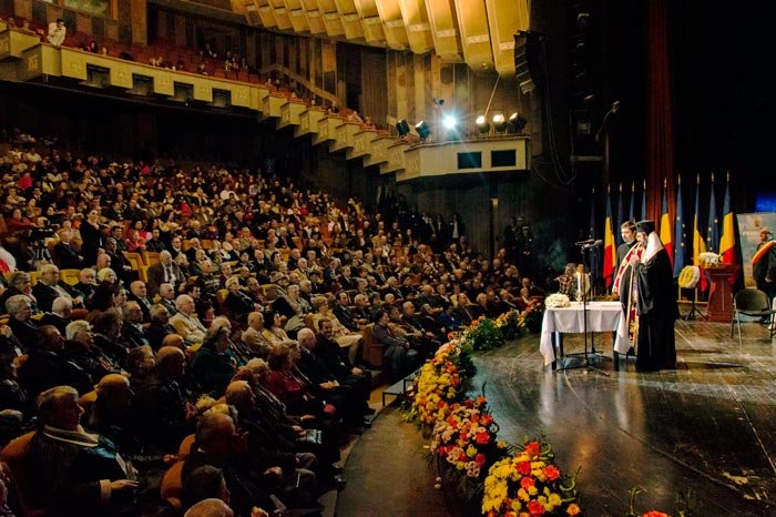 Slujbă de mulţumire pentru 50 de ani de căsătorie 89121