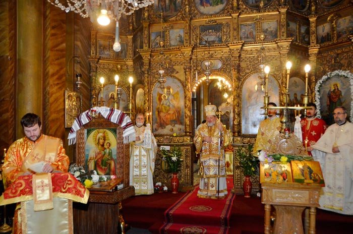 Zi de bucurie pentru studenţii teologi 89120