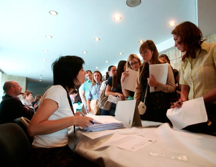 Mai multe ore de practică şi implicarea companiilor de pe piaţa muncii 88204