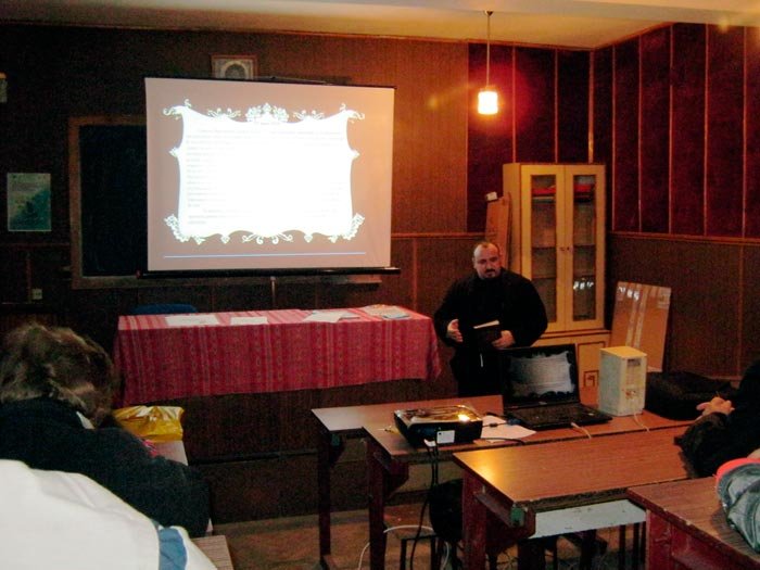 „Omul sfinţeşte locul“ la Liceul Tehnologic „Clisura Dunării“ din Moldova Nouă 88208