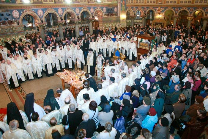 Ardelenii şi-au cinstit ocrotitorii 88243