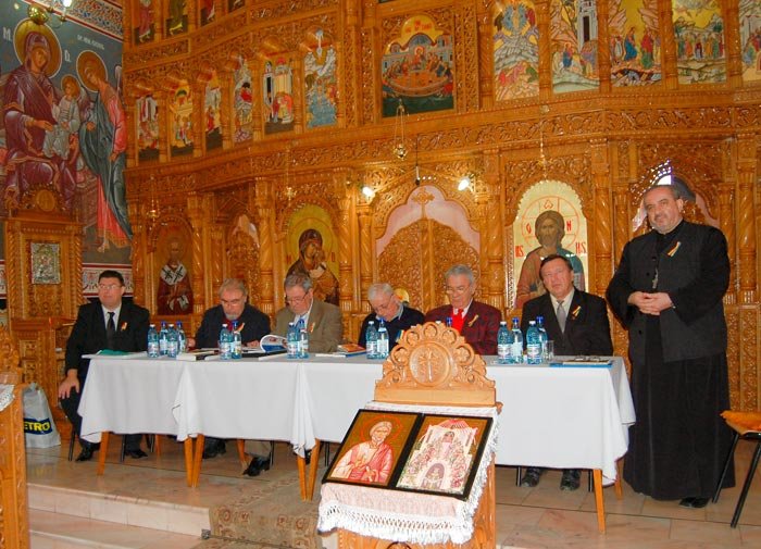 Simpozionul internaţional „Columna 2000“ 88240