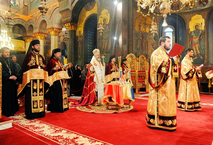 Uniţi în rugăciune de Ziua României 88227