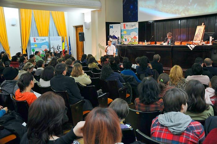 Cea de-a IV-a ediţie a proiectului „Ai copil. Învaţă să fii părinte!“, la final 88251