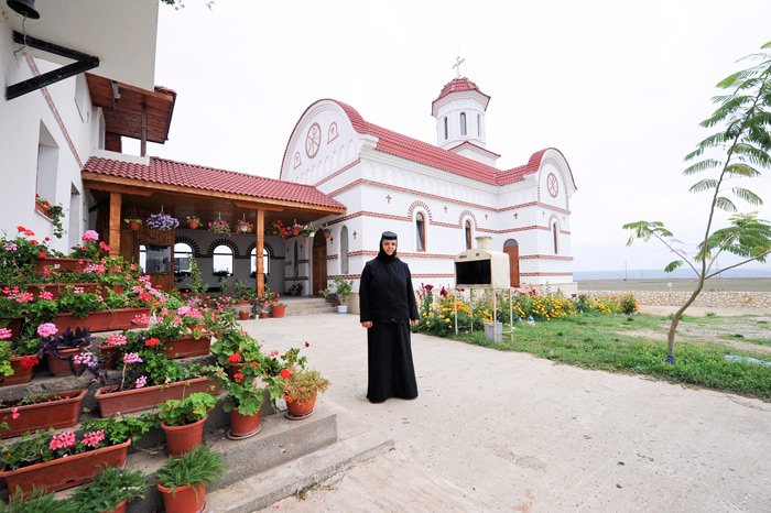 Lipniţa, mănăstirea născută ca o minune 88255