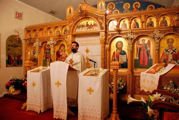 Hramul Parohiei „Sfântul Nicolae” din Woodside, New York 88287