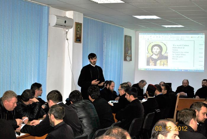 Proiectul „Calea mântuirii“, implementat în Episcopia Huşilor 88331