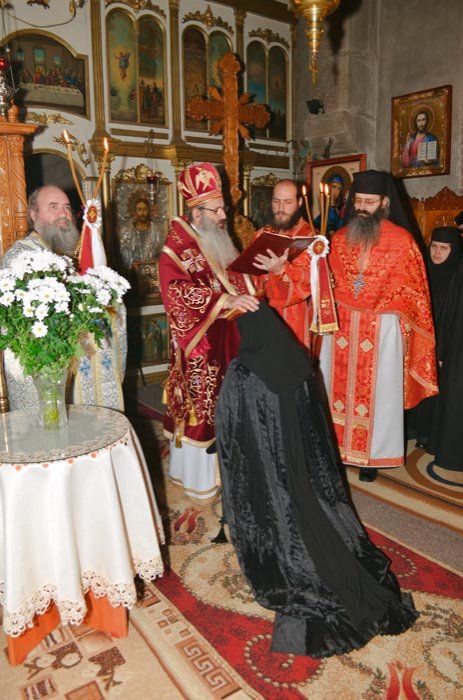 Hirotesia noii stareţe de la Mănăstirea Războieni 88381