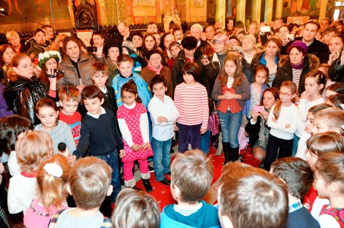 Micii actori de la „Sfântul Gheorghe” - Griviţa 88361