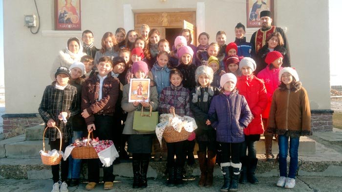 Sfânta Filofteia, sărbătorită în parohia Balş 88378