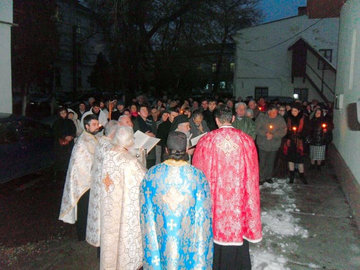 Slujiri chiriarhale la Arad de Sfântul Nicolae 88368