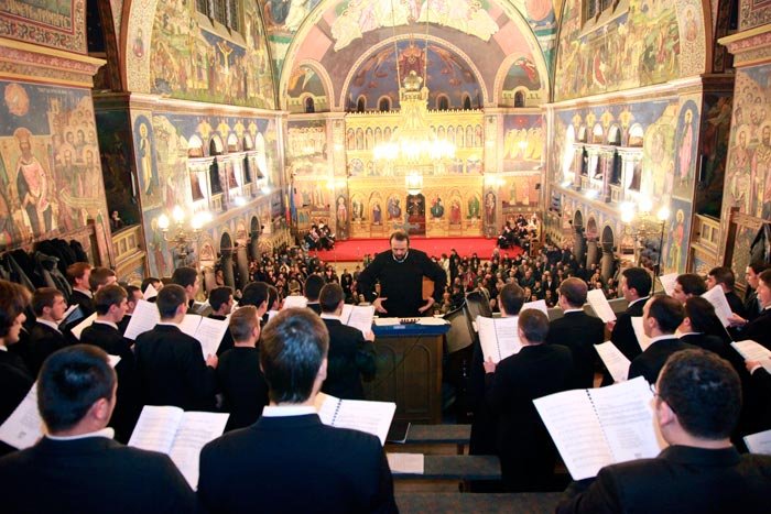 Teologii sibieni au colindat la Catedrala mitropolitană 88573