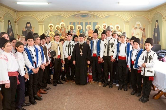 Colindători la Episcopia Tulcii 88673