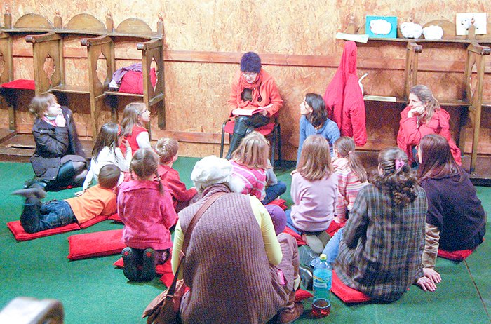 În „Tinda Crăciunului“ 88708