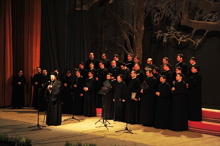 „Cununi de bucurii“ în a treia zi de Crăciun la Vaslui 88717