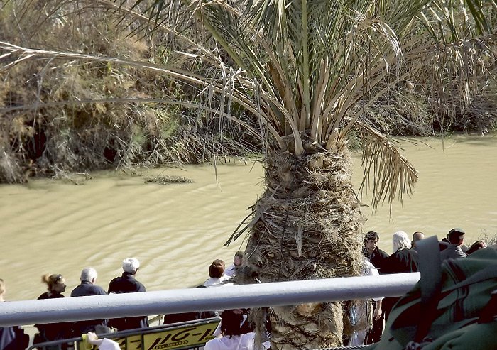 Minunea întoarcerii Iordanului în ziua de Bobotează 88760