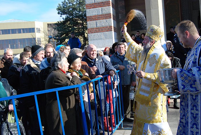 Praznicul Bobotezei în Mitropolia Olteniei 88806
