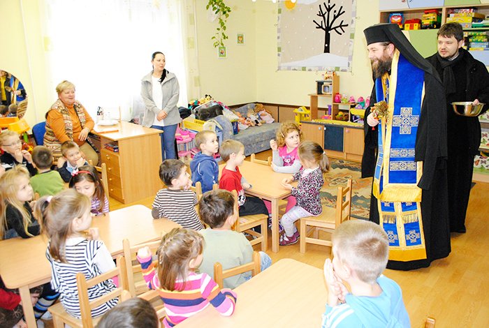 Instituţiile româneşti din Gyula au fost binecuvântate 88852