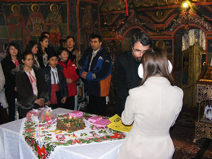 Elevii caracaleni premiaţi la începutul semestrului al II-lea 88875