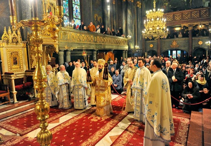 Slujire arhierească la „Sfântul Spiridon“ – Nou 88886