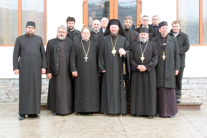 „Lanţul Sfântului Apostol Petru“, cinstit în parohia vâlceană Foleştii de Sus 88971