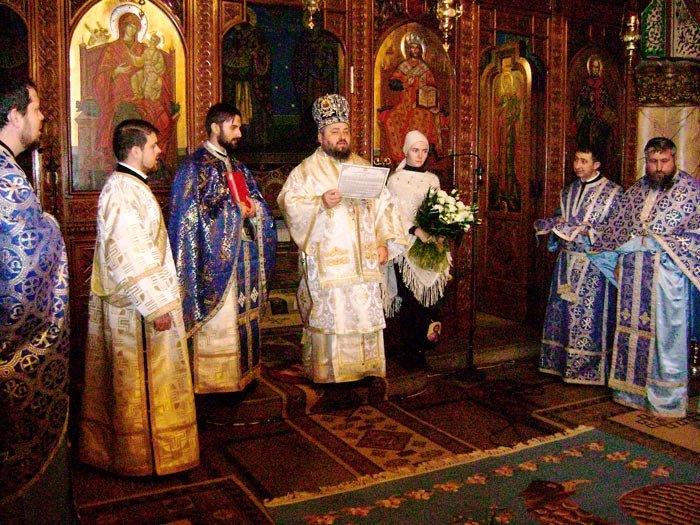 Hirotonie în Episcopia Devei şi Hunedoarei 88991