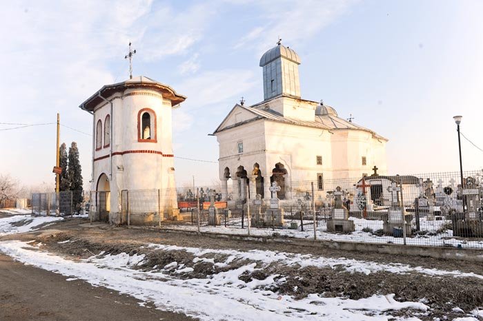 Locul unde oamenii se înveşnicesc din lumina lui Dumnezeu 88995